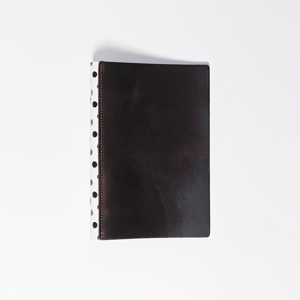 The Monochrome Pop Vintage A6 Personal 6-Ring Leather Binder