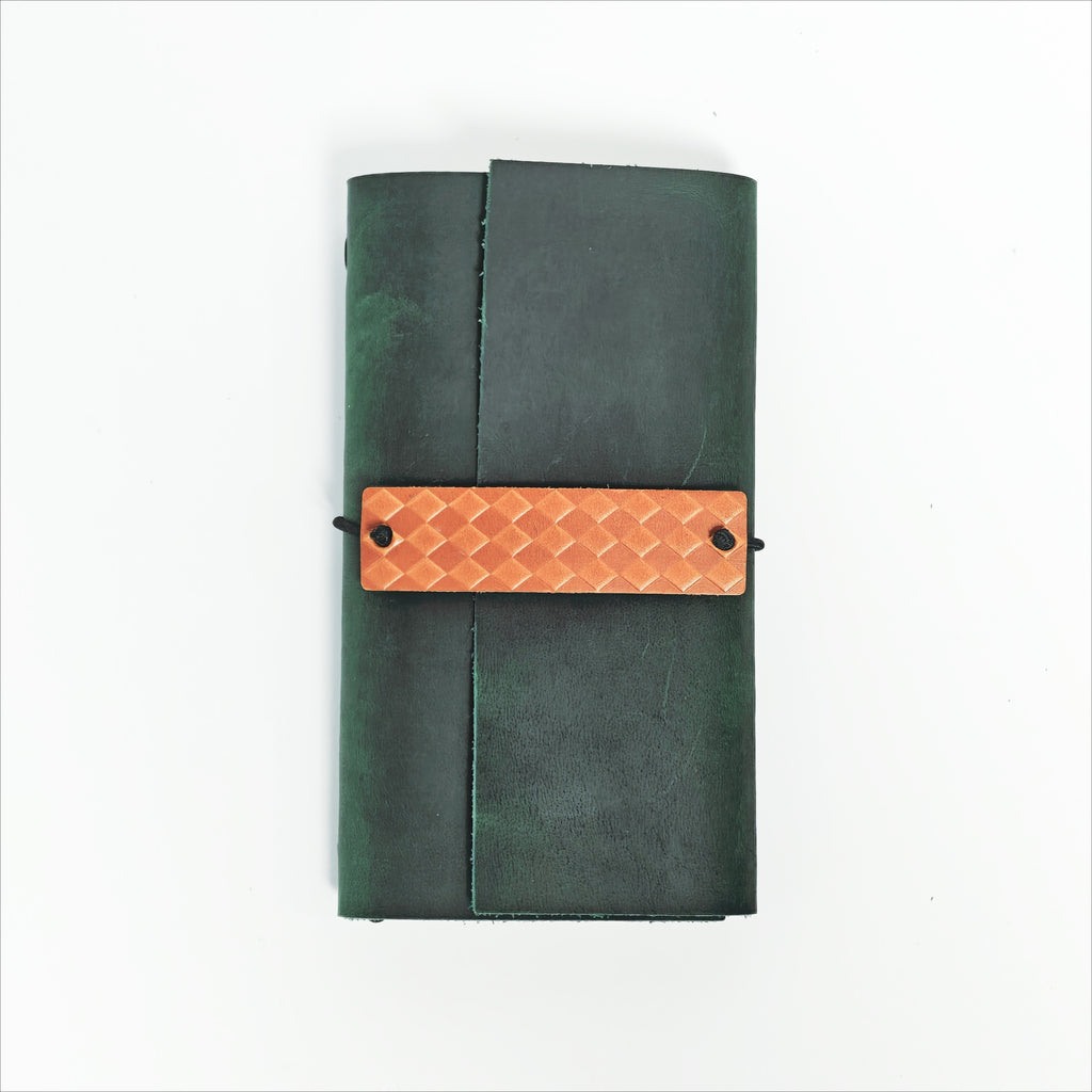 "The Forest Acorn" Premium Leather Traveler's Journal - Forest Green & Caramel (TN Personal Size)